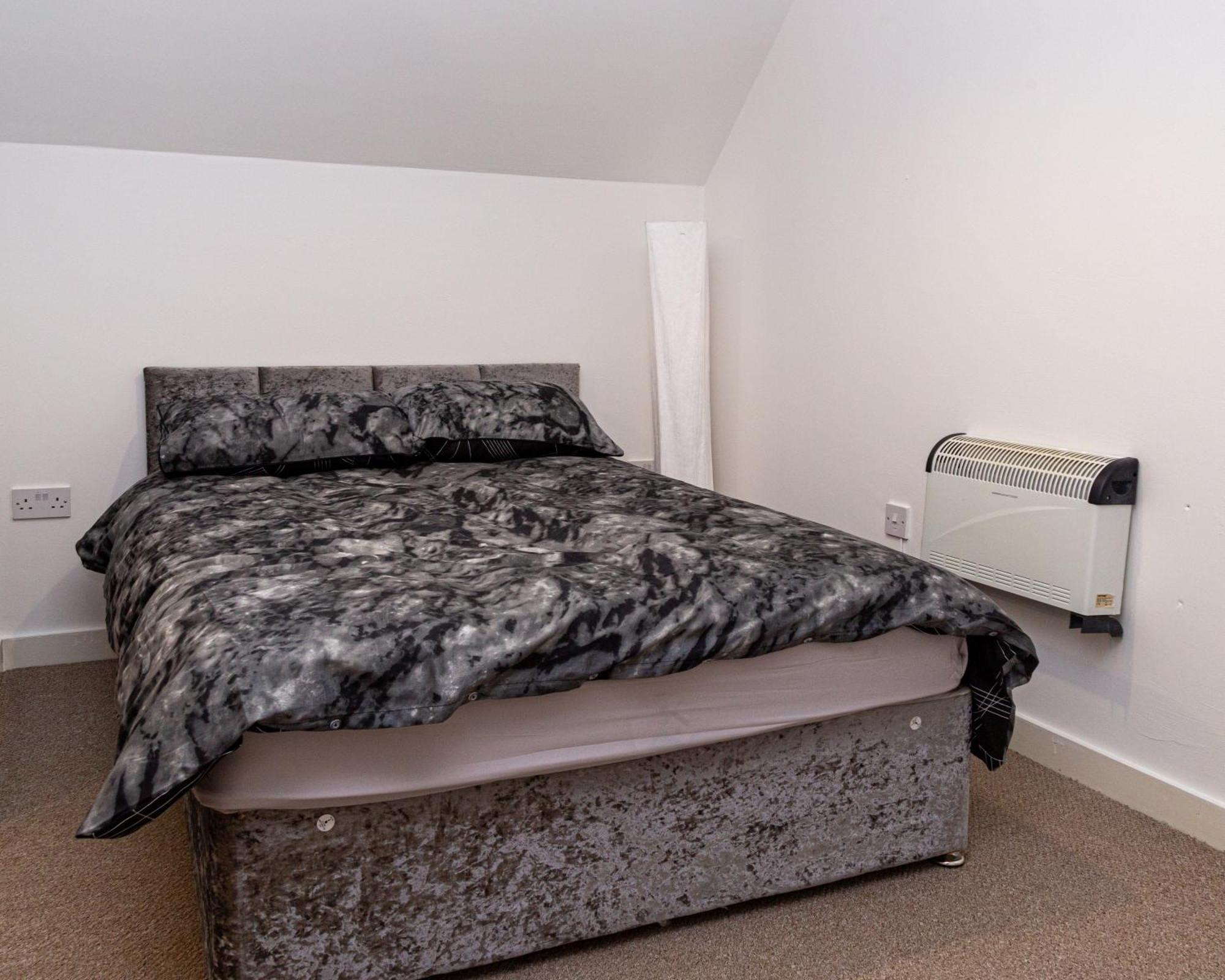 Luxury 3 King Bed Quayside Apartment